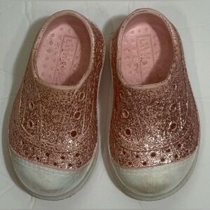 LITTLE ME BABY PINK AND WHITE SHOES SIZE 4 IN GREAT CONDITION